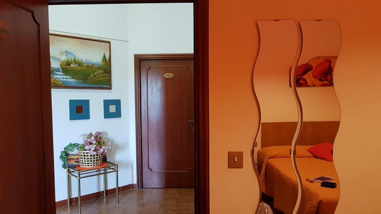 Valle Degli Etruschi B&B Grilli Esterno foto