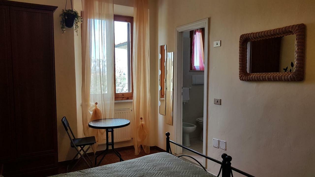 Valle Degli Etruschi B&B Grilli Esterno foto